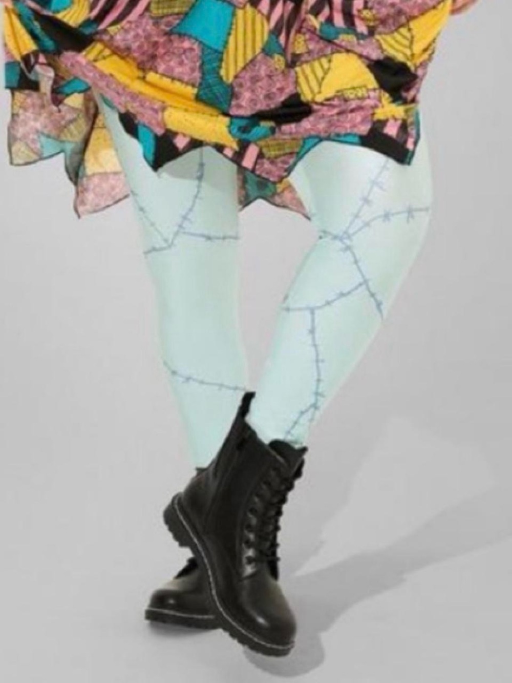 Torrid Disney The Nightmare Before Christmas Sally Leggings Size 1/1X-Like New